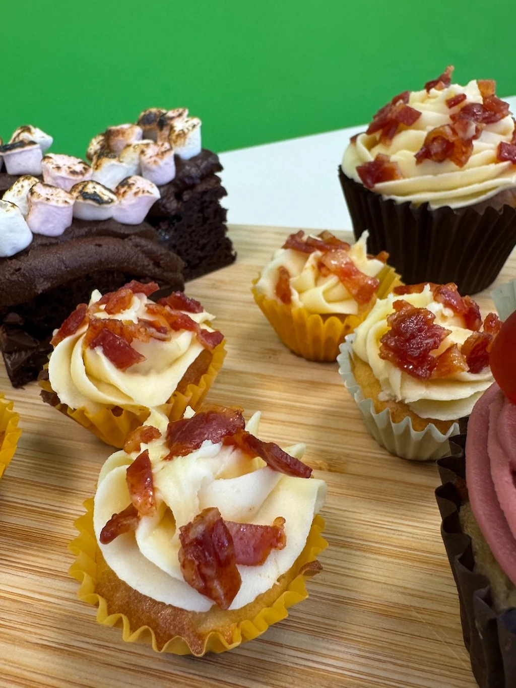 Maple Bacon Cupcakes