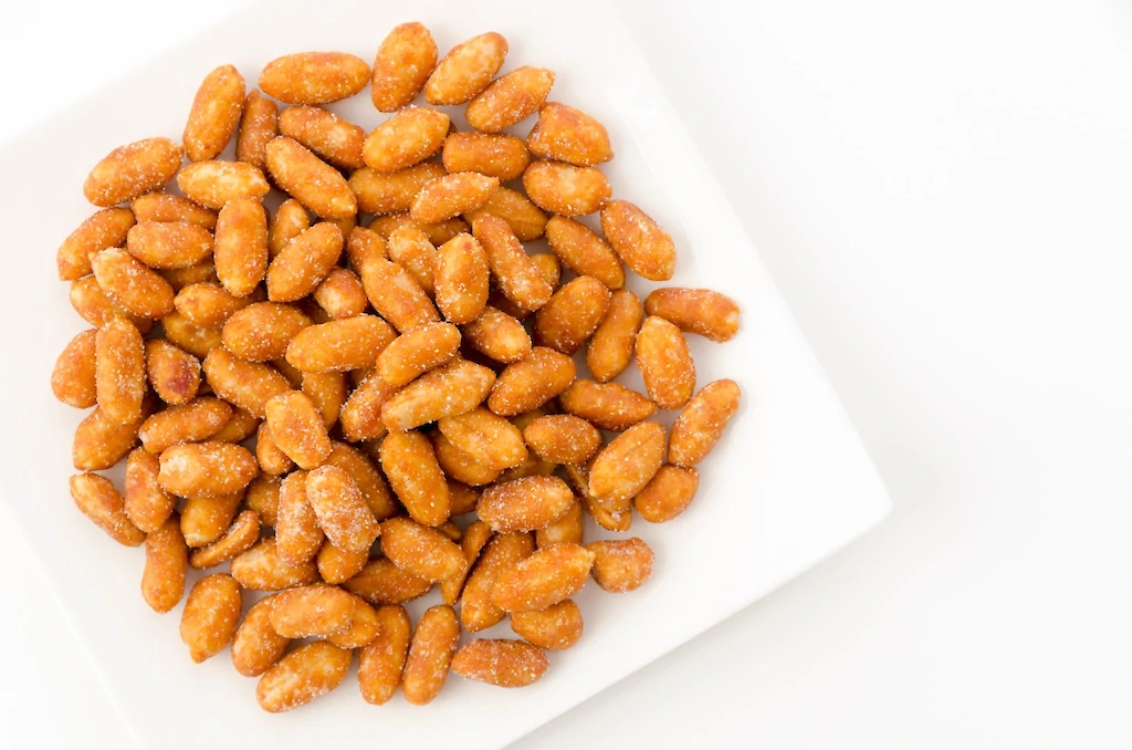 roasted salted peanuts