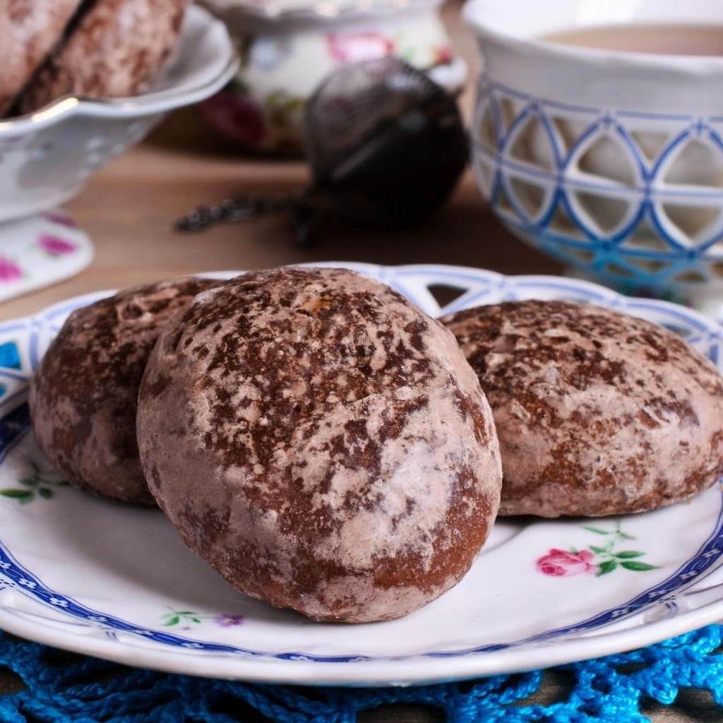 Gingerbread and chocolate